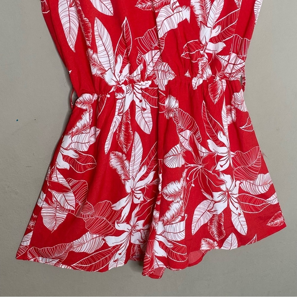 VICI Women’s Halter Floral Romper With Pockets Red Size Small Missing Waist Tie - Picture 6 of 16